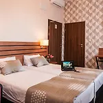 Hotell Wilga 3*